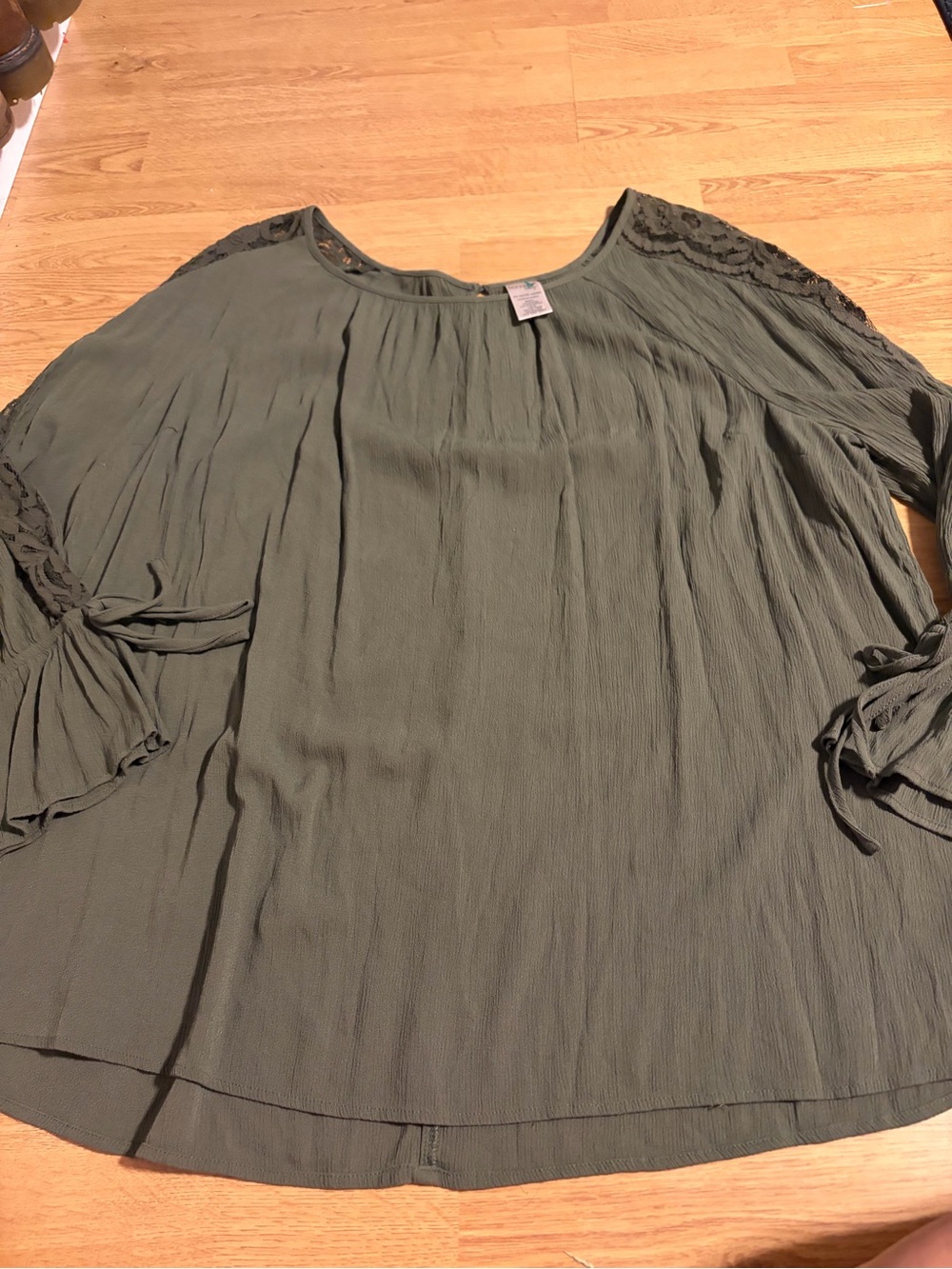 Time and Tru Olive Green Lace-Trim Tie Sleeve Blouse- Boho 2x
